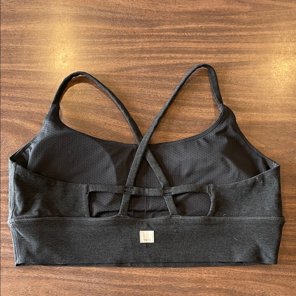 Vuori sports bra - Picture 2 of 3